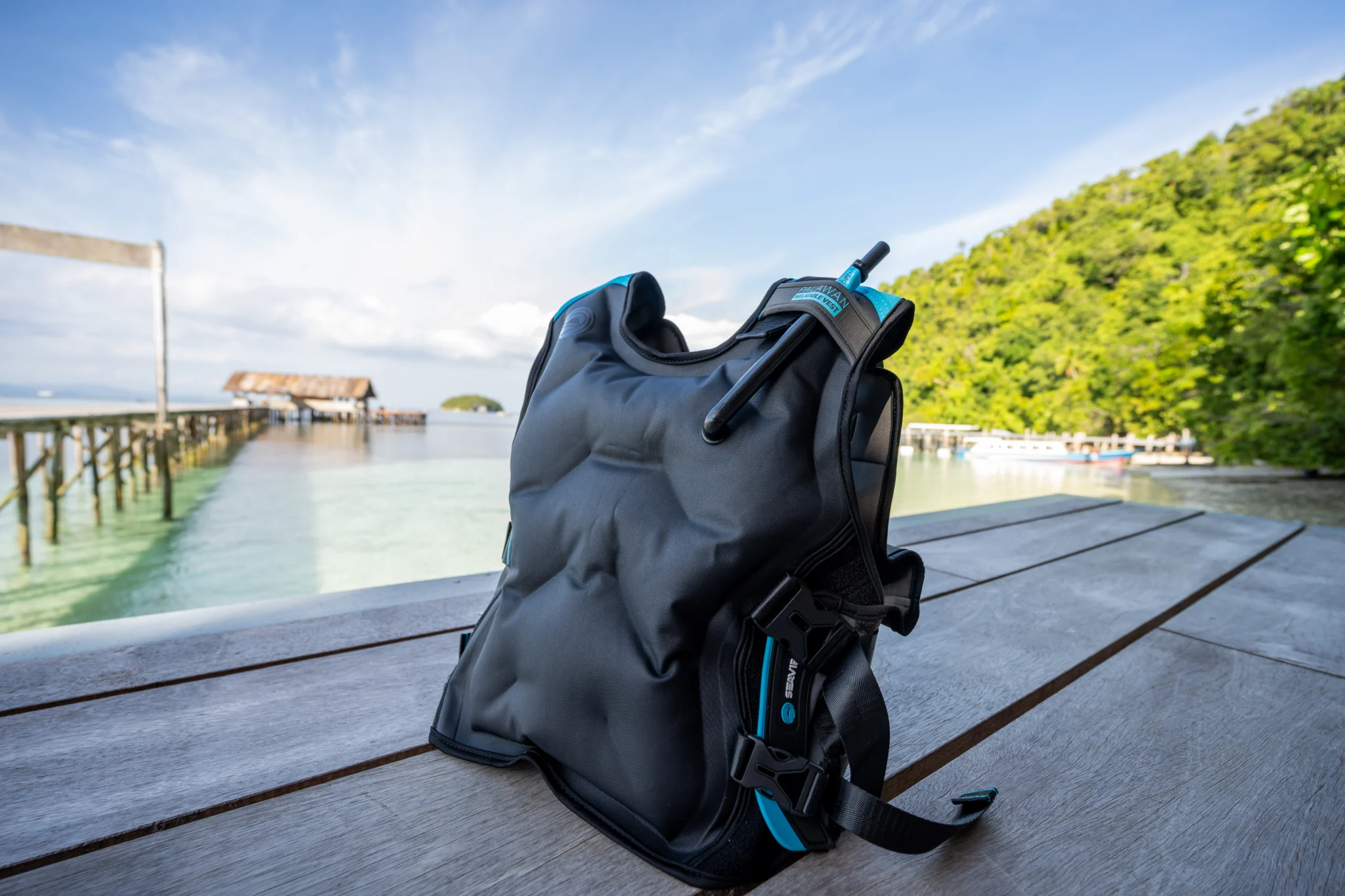 Palawan Inflatable Snorkel Vest