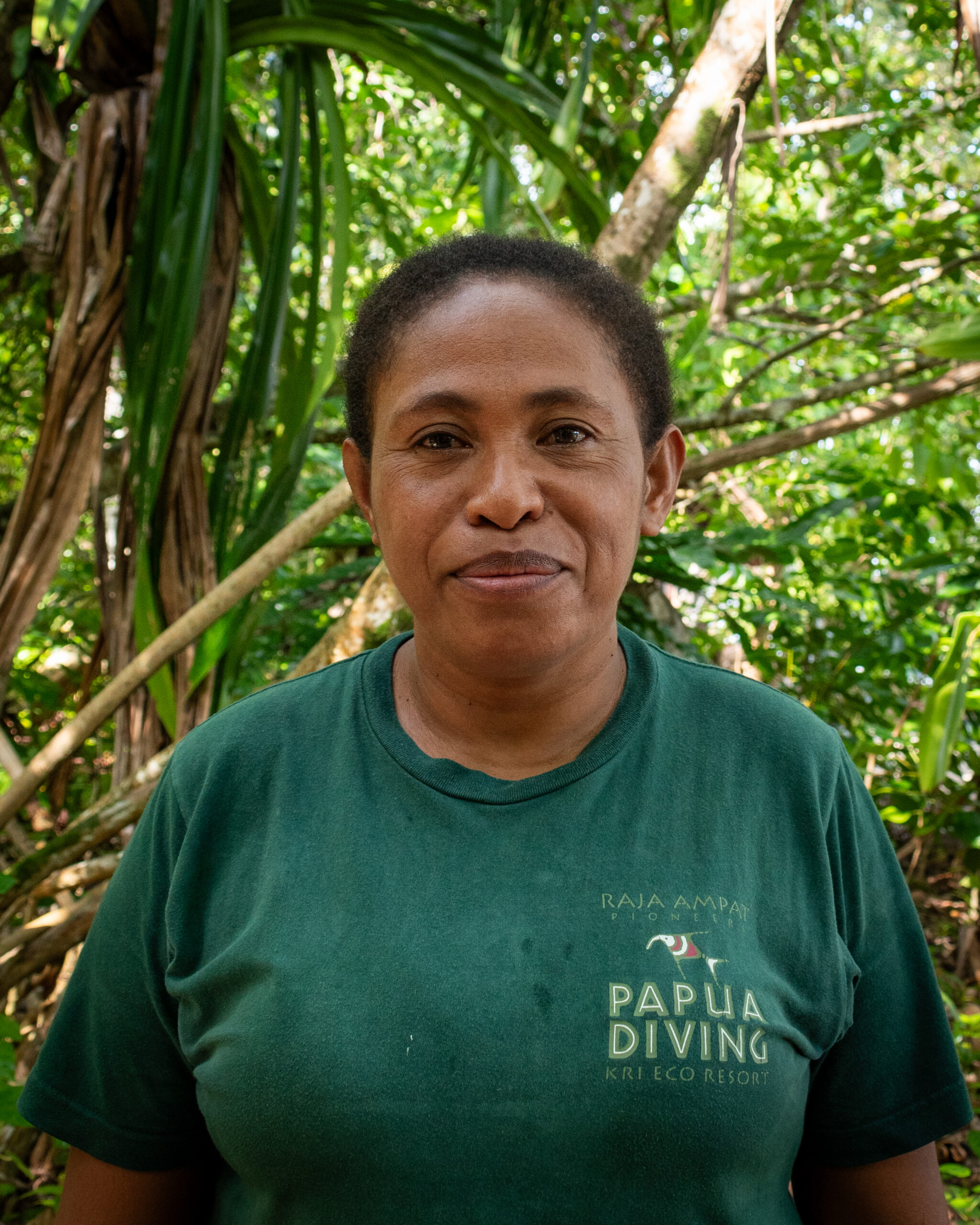 octavina kabes, papua diving resorts team